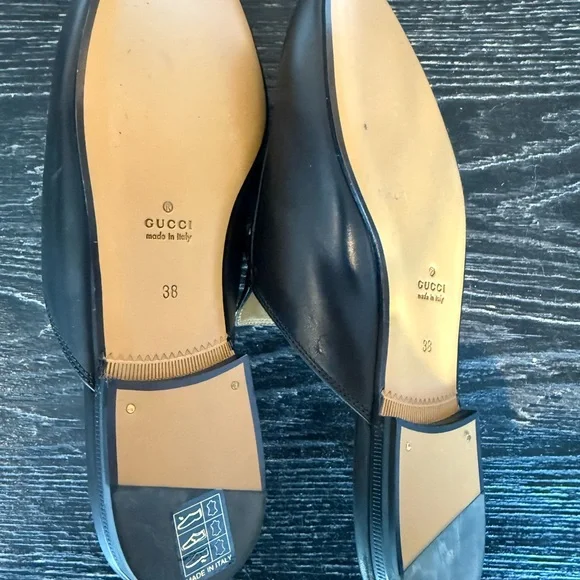 Gucci Black Floral Embroidered Mules - Picture 5 of 9